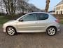 Peugeot 206 1.4-16V Quiksilver Airco Stuurbekrachtiging Lm Velgen Trekhaak***Apk t/m 20-2-2027***