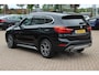 BMW X1 sDrive18i Centennial High Exe. 107.983 km! / Panoramadak / Head-up / Leder / 18'' / Keyless / Navigatie / Sportstoelen / Stoelverwarming / Cruise Control