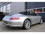 Porsche 911 Cabrio 3.8 Carrera 4S Bose | Complete Historie | Sportstoelen | Lederen interieur | Sport Chrono