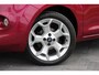Ford Ka 1.2 69pk Titanium X | Panorama dak | Dealer onderhouden