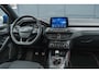 Ford Focus Wagon 1.5 EcoBoost ST Line / LED / Pano / Winter pack!