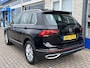Volkswagen Tiguan 1.4 TSI eHybrid Elegance / AUTOMAAT/ PANO/ TREKHAAK/ ELEK.ACHTERKLEP/ ACC/ STUUR+STOELVERWARMING/ PARKEERSENSOREN V+A/ APP-CONNECT/ NAVI/ DAB/ CLIMA/ LED/ 18'' LMV