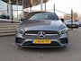 Mercedes-Benz A-klasse 180 AUT. AMG SPORT + PANORAMA | MBUX | SFEERVERL. | CAMERA | MEMORY | STOELVERW.
