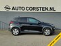 Hyundai Kona Electric EV 64kWh SOH 100% //Bijgeluid Rijmotor// Warmtepomp Navi Ecc Camera Adap.Cruise Pdc Head-Up Apple Carplay Android Auto Display Fashion Lane Assist Dodehoek Assist Privacy Glas Keyless Regensensor 1e Eigenaar Dealeronderhouden Export - Handel Origineel Nederlandse Auto