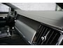 Volvo V90 2.0 T6 Plug-in hybrid AWD Plus Dark | Long Range || DAB+| elektr. verstelbare bestuurderstoel | Leder | Volvo on Call | Trekhaak | Stoelverwarming | 360° Camera | Keyless entry/drive | Schuif/kantel panoramadak |