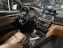 BMW 3-Serie 330e Centennial High Executive CAMERA/STOELVERWARMING/LED