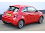 Fiat 500 Red 24 kWh Carplay Camera Navi Cruise SOH 98% !!