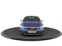 Volvo V40 2.0 T2 R-Design | Panorama dak | Camera | PDC | Elektrisch verstelbare stoel | Navi