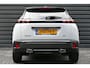 Peugeot 2008 1.2 PureTech 130 GT PACK / NAVI / ALCANTARA / PDC / CLIMA / 17"LMV / CAMERA V+A / KEYLESS / MASSAGESTOEL / FULL-LED / BLUETOOTH / ADAPT. CRUISECONTROL / FULL-OPTIONS / 1E EIGENAAR / NIEUWSTAAT !!