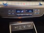 Hyundai Kona 1.6 GDI HEV Comfort Camera | Navigatie | Adaptieve Cruise | Carplay | Climate | 16" Lichtmetaal | All-Season | Achteruitrijcamera | Airco (automatisch) | Centrale deurvergrendeling met afstandsbediening