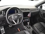Volkswagen Tiguan 1.5 TSI R-Line Business+ 150pk DSG/AUTO | Trekhaak | Lederen bekleding | Harman & Kardon audio | Panorama dak | Black style | Dodehoekdetectie | 19"LMV