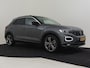 Volkswagen T-Roc 1.5 TSI Sport Business R l Digitaal Dash l Stoelverwarming l Elektr. Achterklep l R-Line interieur l Trekhaak l Adaptieve Cr Control l