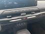 Kia EV3 Plus 81.4 kWh | Dodehoekassistentie | Privacy Glass | Stoel- en stuurwielverwarming | Dual Zone Climate Control | Draadloze oplader voor smartphone |