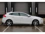 Volvo V40 T5 Inscription | Panorama dak | Elektrische stoel met memory | Schakel flippertjes | Parkeersensoren voor+achter | Achteruitrij camera | Bluetooth