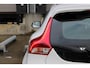 Volvo V40 T5 Inscription | Panorama dak | Elektrische stoel met memory | Schakel flippertjes | Parkeersensoren voor+achter | Achteruitrij camera | Bluetooth