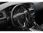 Volvo V40 T5 Inscription | Panorama dak | Elektrische stoel met memory | Schakel flippertjes | Parkeersensoren voor+achter | Achteruitrij camera | Bluetooth