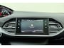 Peugeot 308 1.2 PureTech Blue Lease Premium 1e Eigenaar l Dealer Onderhouden l Panoramadak l Camera l Adaptive Cruise Control l DAB l Apple Carplay & Android Auto l Bluetooth l Half Leer/Half Stof