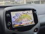 Toyota Aygo 1.0 VVT-i x-Joy AUT! Camera! Carplay! Apk 12-2027! Zondag OPEN!