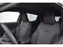Toyota Urban Cruiser Dynamic 61 kWh Automaat 174pk | Stoel & Stuur verwarming | Buitenspiegels verwarm baar | Privacy Glass |