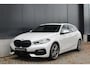 BMW 1-Serie 118i High Executive Edition | Leder Sportstoelen | Pan.Dak | Stuur/Stoelverw. | Getint Glas | Keyless |
