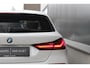 BMW 1-Serie 118i High Executive Edition | Leder Sportstoelen | Pan.Dak | Stuur/Stoelverw. | Getint Glas | Keyless |