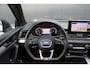 Audi Q5 55 TFSI e S edition Competition | Pan. Dak | 360 Cam. | Luchtvering | Ambiente | HUD | Optiek Zwart |