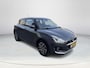 Suzuki Swift 1.2 Stijl Smart Hybrid **DODEHOEK DETECTIE/ STOELVERWARMING/ KEYLESS**