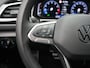 Volkswagen T-Roc 1.5 TSI R-Line Automaat - Stoelverwarming - LED - Park Assist - ACC - Achterklep elektrisch - Apple Carplay/Android Auto