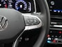 Volkswagen T-Roc 1.5 TSI R-Line Automaat - Stoelverwarming - LED - Park Assist - ACC - Achterklep elektrisch - Apple Carplay/Android Auto