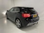 Mercedes-Benz GLA 200 AMG Camera Trekhaak Navi19inch LM Bi-Xenon Koplampen Stoelverwarming