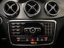Mercedes-Benz GLA 200 AMG Camera Trekhaak Navi19inch LM Bi-Xenon Koplampen Stoelverwarming