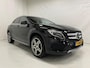 Mercedes-Benz GLA 200 AMG Camera Trekhaak Navi19inch LM Bi-Xenon Koplampen Stoelverwarming
