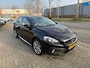 Volvo V40 Cross Country 1.6 T4 Momentum, Navi, NAP, Trekhaak, Dealer auto