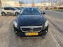 Volvo V40 Cross Country 1.6 T4 Momentum, Navi, NAP, Trekhaak, Dealer auto