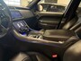Land Rover Range Rover Sport P575 SVR Carbon Edition Suede hemel|Apple Carplay|Stoelverwarming en koeling|Pano|Head up display