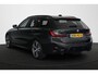BMW 3-Serie Touring 330e xDrive M Sport Harman Kardon Panoramadak Head-Up Leder Dashboard