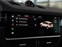Porsche Cayenne 3.0 E-Hybrid Platinum Edition | SPORTDESIGN | SPORTCHRONO | MOONLIGHTBLUE | ELEKTR. TREKHAAK | SOFTCLOSE | ADAPTIVE CRUISE CONTROL | HEAD-UP | BOSE | 22 INCH | PASM LUCHTVERING | PANORAMA/SCHUIF-KANTELDAK | 18-WEG STOELEN |