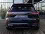 Porsche Cayenne 3.0 E-Hybrid Platinum Edition | SPORTDESIGN | SPORTCHRONO | MOONLIGHTBLUE | ELEKTR. TREKHAAK | SOFTCLOSE | ADAPTIVE CRUISE CONTROL | HEAD-UP | BOSE | 22 INCH | PASM LUCHTVERING | PANORAMA/SCHUIF-KANTELDAK | 18-WEG STOELEN |