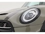 MINI Cooper S Hammersmith - Orig. NL | Pano | HUD | JCW Pakket | Harman Kardon | Adapt. Cruise | Stoelverw. | Leder | PDC | Nav + App.connect | V