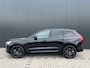 Volvo XC60 Plus Black Edition | Panoramadak | Head-up display | Harman Kardon | 360 Camera | Sportstoelen | Stoel en stuurwielverwarming | BLIS |