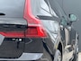 Volvo XC60 Plus Black Edition | Panoramadak | Head-up display | Harman Kardon | 360 Camera | Sportstoelen | Stoel en stuurwielverwarming | BLIS |
