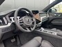Volvo XC60 Plus Black Edition | Panoramadak | Head-up display | Harman Kardon | 360 Camera | Sportstoelen | Stoel en stuurwielverwarming | BLIS |