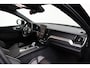 Volvo XC60 Plus Black Edition | Panoramadak | Head-up display | Harman Kardon | 360 Camera | Sportstoelen | Stoel en stuurwielverwarming | BLIS |
