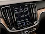 Volvo V60 2.0 T8 Twin Engine AWD R-Design 392Pk Automaat (PANORAMADAK, STOELVENTILATIE, HEAD-UP DISPLAY, MEMORY SEATS, MASSAGE, CAMERA, GETINT GLAS, TREKHAAK, APPLE CARPLAY, NIEUWE APK, NIEUWSTAAT)
