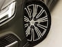 Volvo V60 2.0 T8 Twin Engine AWD R-Design 392Pk Automaat (PANORAMADAK, STOELVENTILATIE, HEAD-UP DISPLAY, MEMORY SEATS, MASSAGE, CAMERA, GETINT GLAS, TREKHAAK, APPLE CARPLAY, NIEUWE APK, NIEUWSTAAT)
