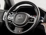 Volvo V60 2.0 T8 Twin Engine AWD R-Design 392Pk Automaat (PANORAMADAK, STOELVENTILATIE, HEAD-UP DISPLAY, MEMORY SEATS, MASSAGE, CAMERA, GETINT GLAS, TREKHAAK, APPLE CARPLAY, NIEUWE APK, NIEUWSTAAT)