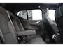Volvo EX40 Single Motor Extended Range Ultra Black Edition | Demo Deal | Elektrisch verstelbare voorstoelen | Elektrisch schuif-/kanteldak | 360 graden camera | 19 inch Lichtmetalen velgen | Verwarmbare voorstoelen en stuurwiel | Warmtepomp | Harman Kardon Premium Sound | Keyless |