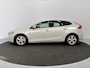 Volvo V40 1.6 T3 Kinetic Betaalbaar instappen in Volvo-kwaliteit!