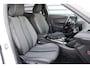 Peugeot e-2008 EV 136PK ALLURE PACK AUTOMAAT / NAVI / LEDER / CLIMA / LED / PDC / 17" LMV / CAMERA / KEYLESS / BLUETOOTH / CRUISECONTROL / NIEUWSTAAT !!
