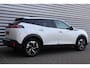 Peugeot e-2008 EV 136PK ALLURE PACK AUTOMAAT / NAVI / LEDER / CLIMA / LED / PDC / 17" LMV / CAMERA / KEYLESS / BLUETOOTH / CRUISECONTROL / NIEUWSTAAT !!